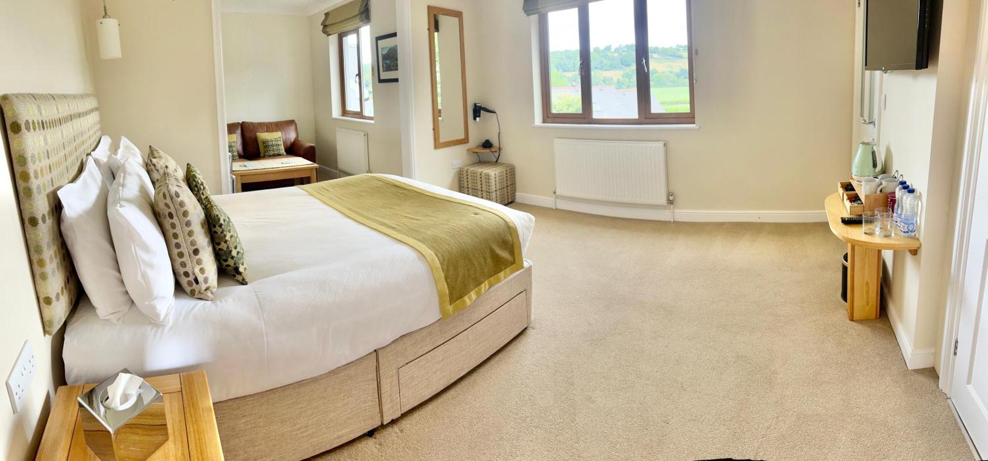 Roseberry House Bed and Breakfast Newcastle Emlyn Exteriör bild